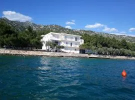 Apartments and Rooms Kod Mate