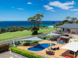 阿默然海边公寓和汽车旅馆，位于纳鲁马的酒店