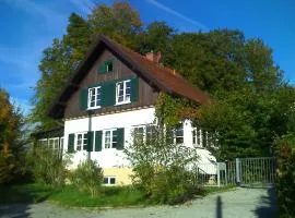 Ferienhaus beim Bienenhäuschen