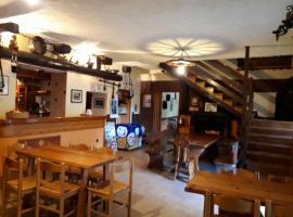 Albergo Villa Gina，位于Goglio的酒店