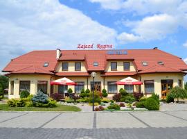 Hotel Regina，位于拉多姆Radom-Sadkow Airport - RDO附近的酒店