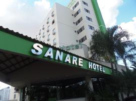 桑拿雷酒店，位于乌贝兰迪亚乌贝兰迪亚机场 - UDI附近的酒店