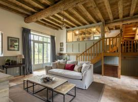 Le Domaine de Courances - Pierres d'Histoire，位于Courances的酒店