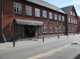 Hotel Hjedding，位于Ølgod的酒店