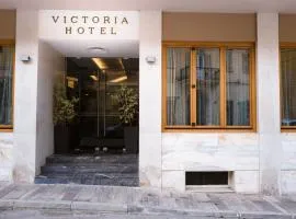 Victoria Hotel