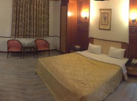 长荣兴商务汽车旅馆(台南馆) ，位于台南的酒店