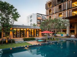 The Silver Palm Wellness Resort，位于曼谷的酒店