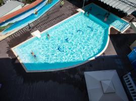 安努戈耶酒店，位于金瓯的酒店