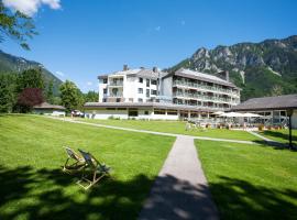 Parkhotel Hirschwang，位于赖兴瑙拉克斯塞尔缆车附近的酒店