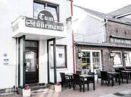 Hotel Tum Stüürmann，位于比苏姆的酒店