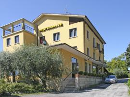 奥利维酒店，位于萨罗的酒店