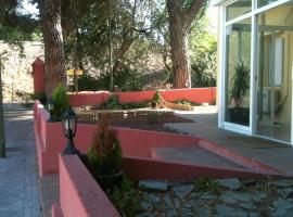 Hostal Aravaca Garden，位于马德里的酒店