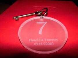 Albergo Ristorante La Torretta，位于佩波利堡的酒店