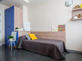 Residencia Universitaria Resa Damia Bonet，位于瓦伦西亚的酒店