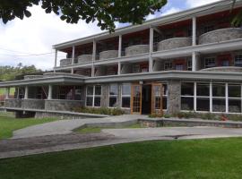Spring Garden Resort，位于Biabou的酒店
