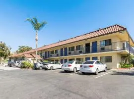 Motel 6 Riverside, CA - UCR East