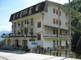 Albergo Ristorante Regina，位于Bognanco的酒店