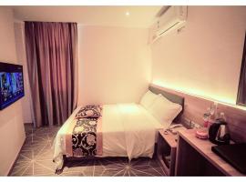 速8酒店南充延安路铁道大厦店（内宾），位于Gaoping的酒店