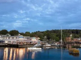 Boothbay Harbor Oceanside Inn