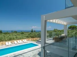 Bianca Luxury Villa - Private Heated Pool