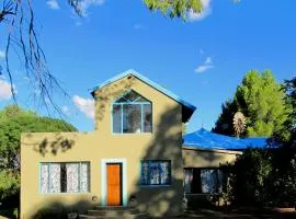 Bluegum Cottage B&B and Self Catering