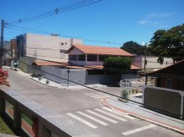 Casa temporada Cocal/Praia de Itaparica-Vila Velha，位于维拉维尔哈的度假屋