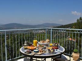 兹美尔森林酒店，位于埃米瑞姆的木屋