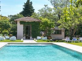 Demeures et Châteaux Hôtel L'Hermitage，位于佩尔纳勒丰泰纳的酒店