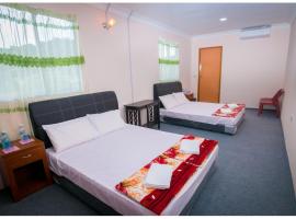TF Hotel，位于Kampong Sorosob的酒店