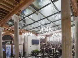 洛辛科利纳杰皇家旅馆