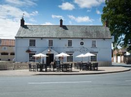 Green Dragon, Welton by Marston's Inns，位于南凯夫的酒店