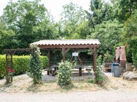 Camping le Mas Fleuri，位于索斯佩勒的酒店
