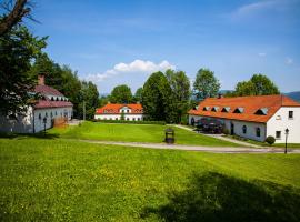 Dwor Rychwald，位于Rychwałd的酒店