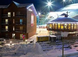 吉马斯诺滑雪温泉公寓酒店，位于布克维的酒店