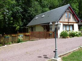 Le Clos BUYRAGANE, Pays d'Auge，位于Le Pin的酒店