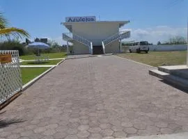 阿祖利赫斯酒店