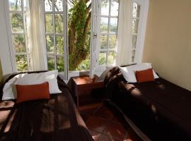 塞尔瓦蒙大拿酒店，位于圣洛伦索的酒店