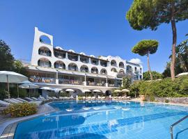 Excelsior Belvedere Hotel & Spa，位于伊斯基亚Ischia Porto的酒店