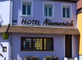 尼莫尔奇餐厅酒店，位于皮尔韦尔桑的宠物友好酒店