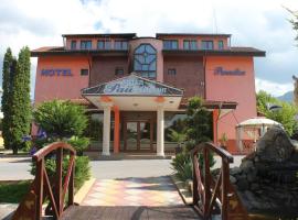 Hotel Paradise，位于Zhilentsi的酒店