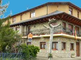La Casa de la Pradera，位于Carrizo de la Ribera的酒店