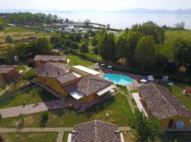 乐马克瑞妮酒店，位于拉戈堡的酒店