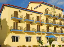 Hotel Marina Blu，位于瓜迪亚皮耶蒙特泰尔梅的酒店