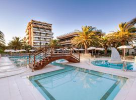 Hotel Caesar Residence & SPA，位于利多迪卡马约雷的浪漫度假酒店