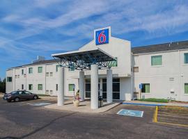 Motel 6-Wheatland, WY，位于Wheatland的酒店