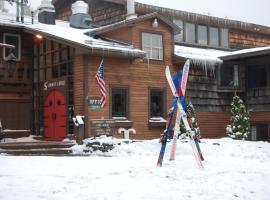 Summit Lodge，位于基灵顿的酒店