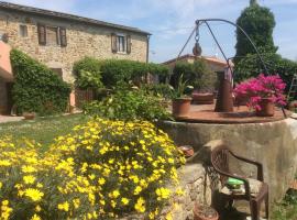 Podere Girasoli，位于皮昂比诺的酒店
