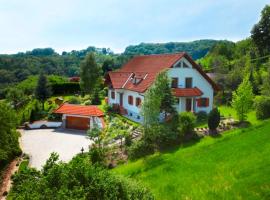 Landhaus zur Therme，位于延纳斯多夫的酒店