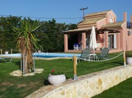 Villa Filia，位于阿尔米罗斯海滩的别墅