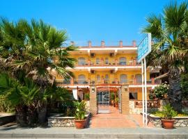 索尔玛酒店，位于圣阿莱西奥·希库洛的酒店